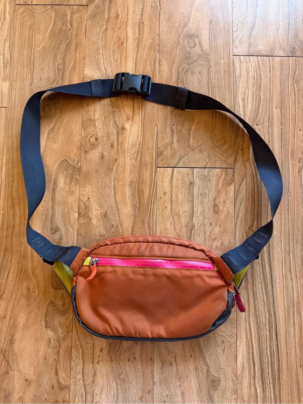 Cotopaxi Coso 2L crossbody bag pack - Picture 2 of 4